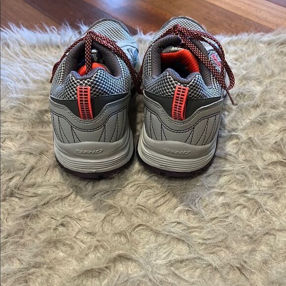 Saucony Excursion TR 9 Gray and‎ Orange Trail Running Shoes - Picture 3 of 8